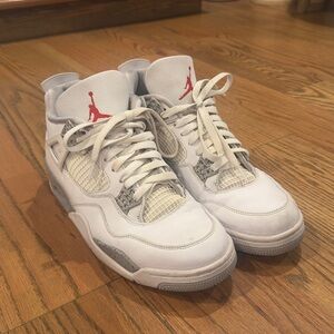 Air Jordan 4 White Oreo sneakers